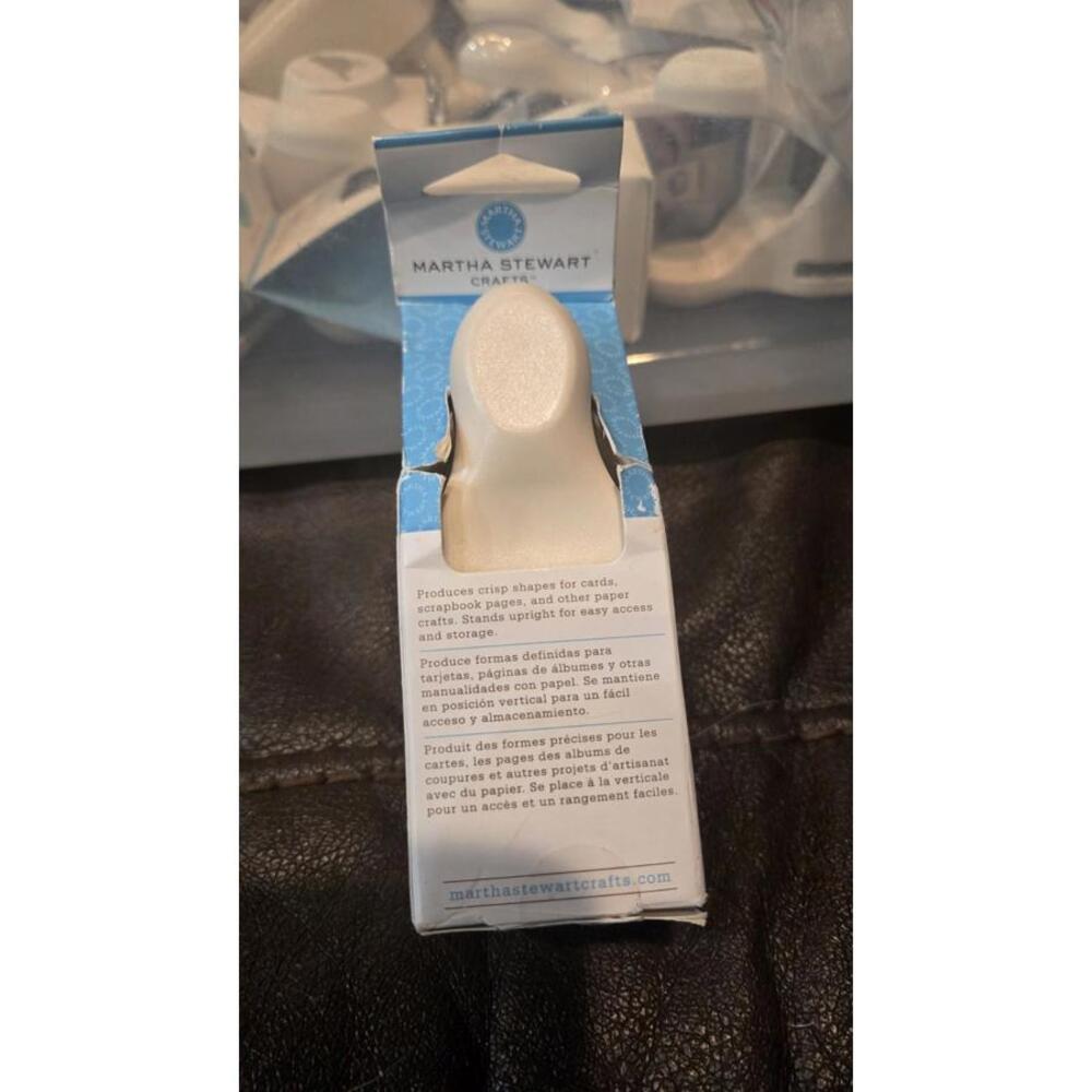 Martha Stewart BIRTHDAY CAKE Punch candles New in Packaging - Picture 2 of 2